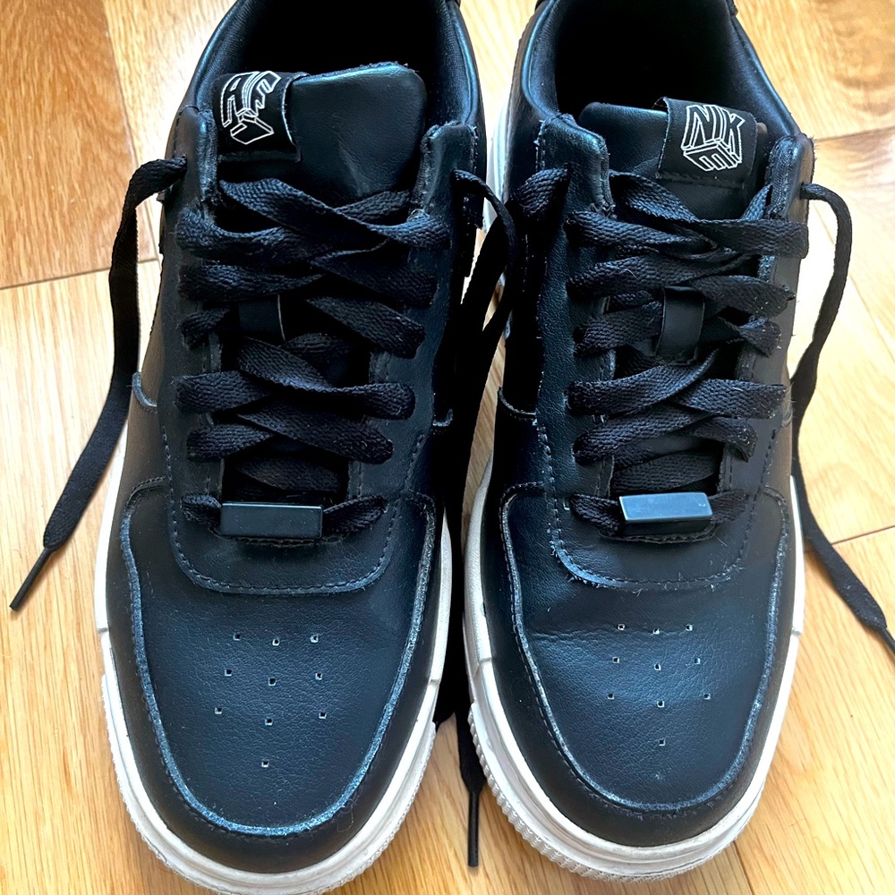 NIKE AIRFORCE ONE